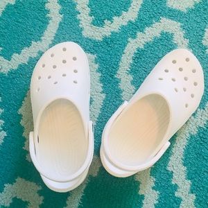 White crocs size 9 women’s